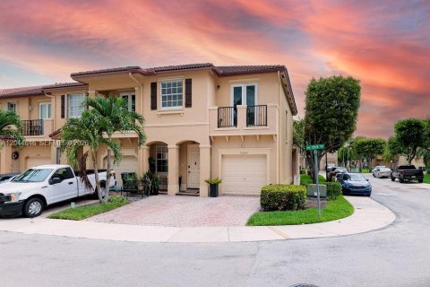 Touwnhouse à vendre à Miami, Floride: 3 chambres, 161 m2 № 2186163 - photo 27