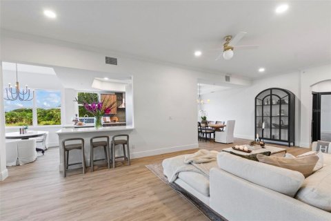 Condo in Palm Coast, Florida, 3 bedrooms  № 2209372 - photo 11