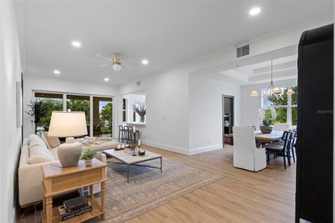 Condo in Palm Coast, Florida, 3 bedrooms  № 2209372 - photo 2