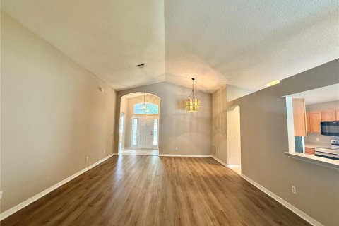 Casa en venta en Orlando, Florida, 4 dormitorios, 163.23 m2 № 1792066 - foto 6