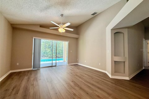 Casa en venta en Orlando, Florida, 4 dormitorios, 163.23 m2 № 1792066 - foto 10