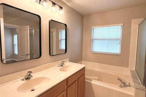 Casa en venta en Orlando, Florida, 4 dormitorios, 163.23 m2 № 1792066 - foto 24