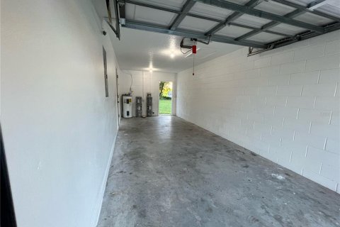 Villa ou maison à vendre à Mascotte, Floride: 3 chambres, 110 m2 № 2415479 - photo 16