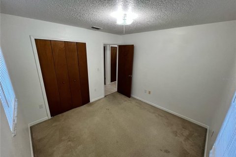 Villa ou maison à vendre à Mascotte, Floride: 3 chambres, 110 m2 № 2415479 - photo 10