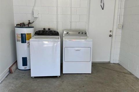 Villa ou maison à vendre à Mascotte, Floride: 3 chambres, 110 m2 № 2415479 - photo 18