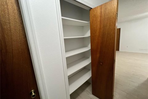 Villa ou maison à vendre à Mascotte, Floride: 3 chambres, 110 m2 № 2415479 - photo 15