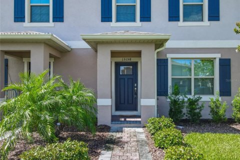 Townhouse in Winter Garden, Florida 3 bedrooms, 145.58 sq.m. № 2196245 - photo 2