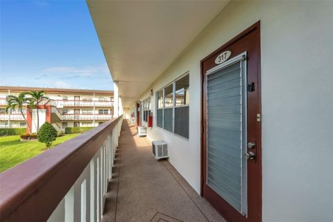 Condo in Boca Raton, Florida, 1 bedroom  № 1944145 - photo 18