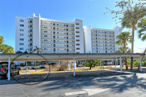 Copropriété à vendre à Sarasota, Floride: 1 chambre, 87.89 m2 № 1424337 - photo 24