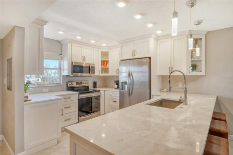 Copropriété à vendre à Sarasota, Floride: 1 chambre, 87.89 m2 № 1424337 - photo 3