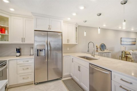 Copropriété à vendre à Sarasota, Floride: 1 chambre, 87.89 m2 № 1424337 - photo 7