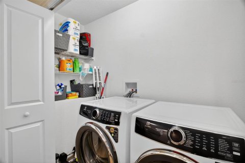 Casa en venta en The Villages, Florida, 3 dormitorios, 133.78 m2 № 1899587 - foto 22