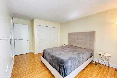 Copropriété à louer à North Bay Village, Floride: 1 chambre, 57.6 m2 № 2415630 - photo 7