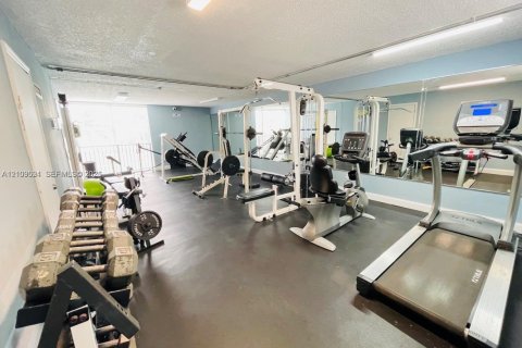 Copropriété à louer à North Bay Village, Floride: 1 chambre, 57.6 m2 № 2415630 - photo 15