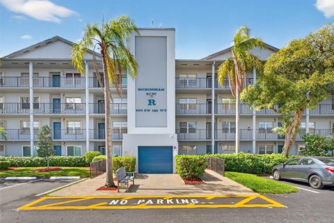 Condo à Pembroke Pines, Floride, 2 chambres  № 2079597