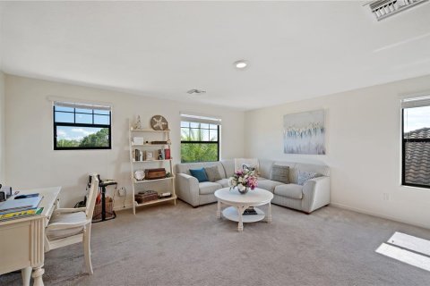 House in Lakewood Ranch, Florida 4 bedrooms, 236.53 sq.m. № 1326709 - photo 26