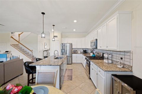 House in Lakewood Ranch, Florida 4 bedrooms, 236.53 sq.m. № 1326709 - photo 10