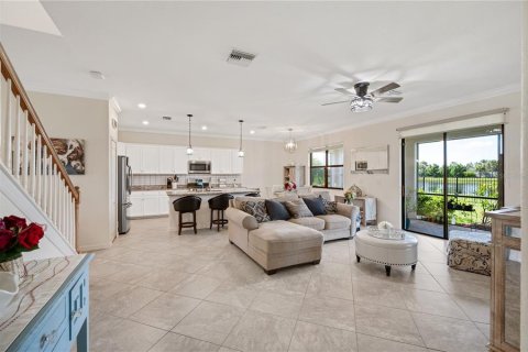 House in Lakewood Ranch, Florida 4 bedrooms, 236.53 sq.m. № 1326709 - photo 21