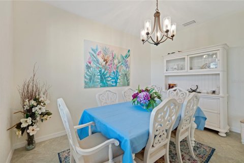 House in Lakewood Ranch, Florida 4 bedrooms, 236.53 sq.m. № 1326709 - photo 22