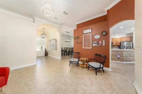 Casa en venta en Tampa, Florida, 4 dormitorios, 257.9 m2 № 2120657 - foto 3