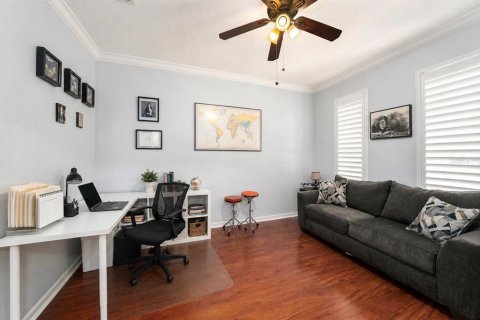 Casa en venta en Tampa, Florida, 4 dormitorios, 257.9 m2 № 2120657 - foto 8