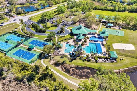Casa en venta en Tampa, Florida, 4 dormitorios, 257.9 m2 № 2120657 - foto 25