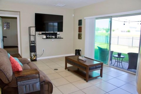 Villa ou maison à vendre à Kissimmee, Floride: 3 chambres, 140.65 m2 № 2302733 - photo 6