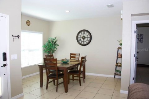 Villa ou maison à vendre à Kissimmee, Floride: 3 chambres, 140.65 m2 № 2302733 - photo 3