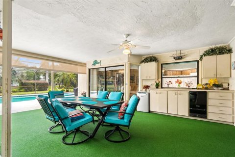 House in Palm Harbor, Florida 4 bedrooms, 263.29 sq.m. № 2280551 - photo 30