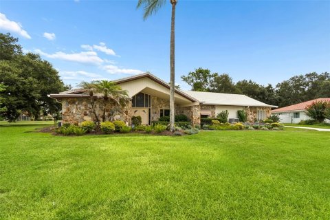 House in Palm Harbor, Florida 4 bedrooms, 263.29 sq.m. № 2280551 - photo 2