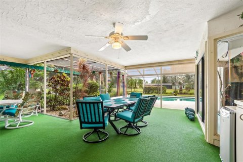 House in Palm Harbor, Florida 4 bedrooms, 263.29 sq.m. № 2280551 - photo 29