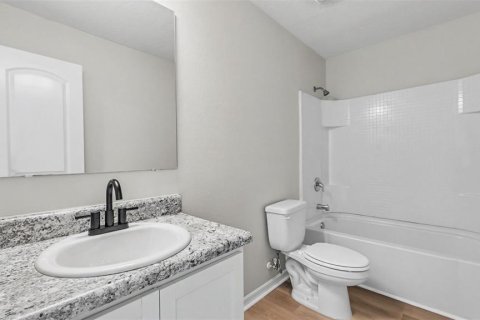 House in Poinciana, Florida 4 bedrooms, 189.52 sq.m. № 2339109 - photo 14