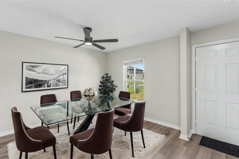 House in Poinciana, Florida 4 bedrooms, 189.52 sq.m. № 2339109 - photo 5