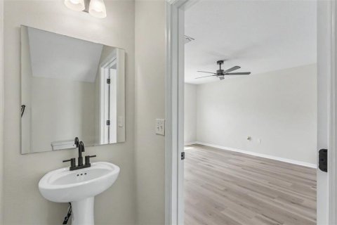 House in Poinciana, Florida 4 bedrooms, 189.52 sq.m. № 2339109 - photo 7