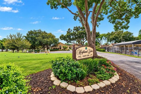 Villa ou maison à vendre à Palm Harbor, Floride: 2 chambres, 110.55 m2 № 2411651 - photo 11