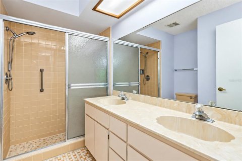 Villa ou maison à vendre à Palm Harbor, Floride: 2 chambres, 110.55 m2 № 2411651 - photo 29