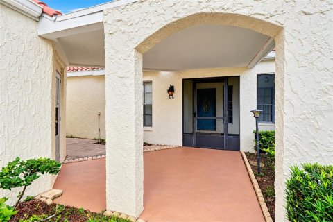 Villa ou maison à vendre à Palm Harbor, Floride: 2 chambres, 110.55 m2 № 2411651 - photo 4