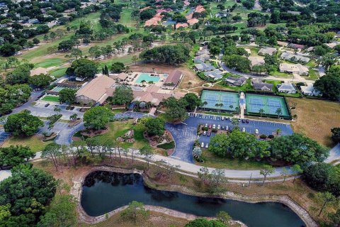 Villa ou maison à vendre à Palm Harbor, Floride: 2 chambres, 110.55 m2 № 2411651 - photo 17