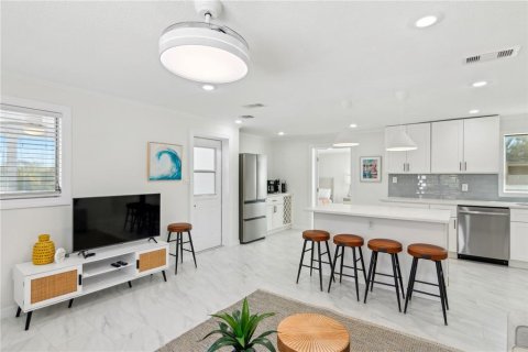 Dúplex en venta en Longboat Key, Florida, 4 dormitorios, 166.48 m2 № 1866956 - foto 14