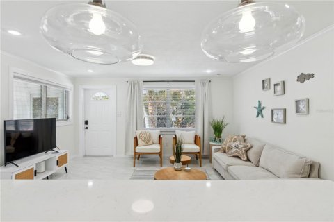 Dúplex en venta en Longboat Key, Florida, 4 dormitorios, 166.48 m2 № 1866956 - foto 2