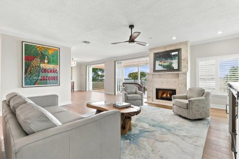 Villa ou maison à vendre à Englewood, Floride: 3 chambres, 258.92 m2 № 2430534 - photo 9