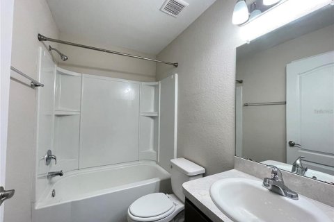 Villa ou maison à vendre à Winter Haven, Floride: 3 chambres, 131.92 m2 № 2399499 - photo 18