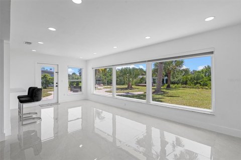 House in Punta Gorda, Florida 2 bedrooms, 129.32 sq.m. № 1852569 - photo 11
