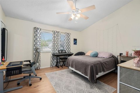 Condo in Winter Park, Florida, 2 bedrooms  № 2393890 - photo 20