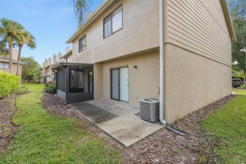 Condo in Winter Park, Florida, 2 bedrooms  № 2393890 - photo 23