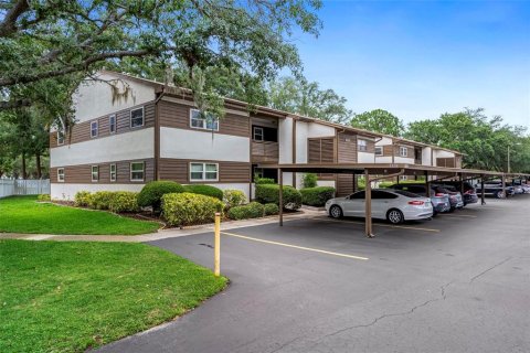 Condo in New Port Richey, Florida, 2 bedrooms  № 2099605