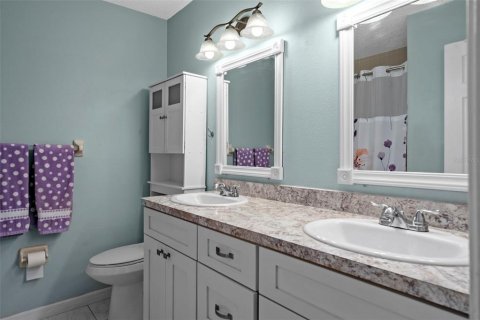 Condo in New Port Richey, Florida, 2 bedrooms № 2099605 - photo 24