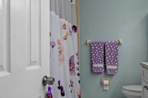 Condo in New Port Richey, Florida, 2 bedrooms № 2099605 - photo 25