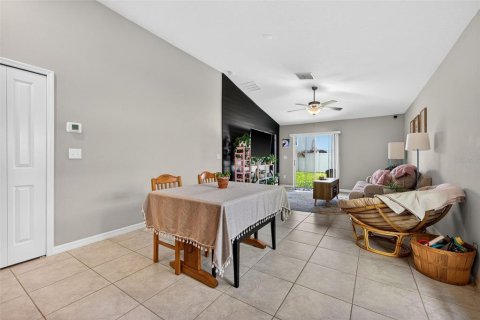 House in Sun City Center, Florida 3 bedrooms, 134.8 sq.m. № 2157182 - photo 10