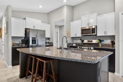 House in Sun City Center, Florida 3 bedrooms, 134.8 sq.m. № 2157182 - photo 7